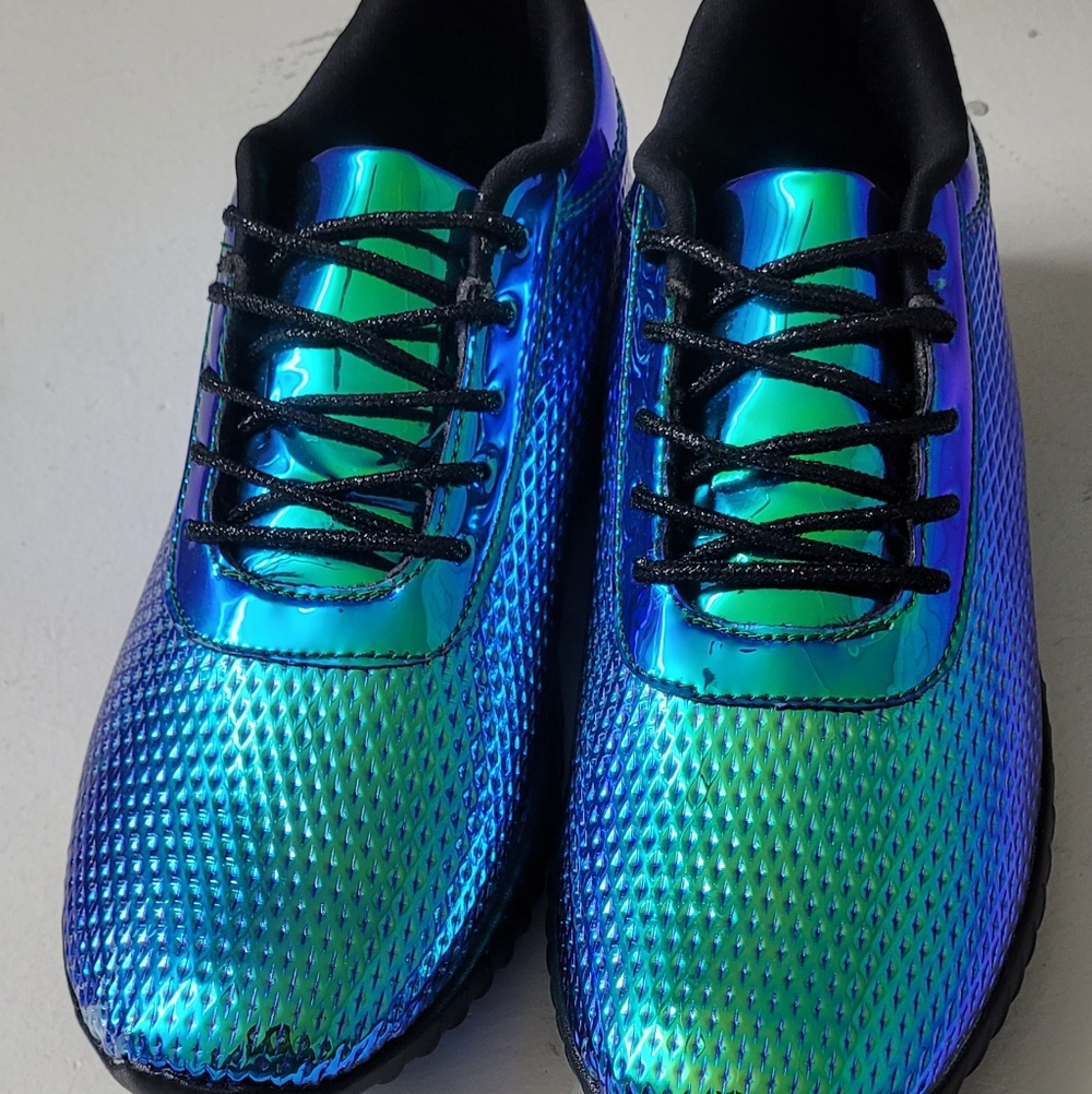 Iridescent Mermaid Green Blue Textured Sneakers By Forever, Size 7